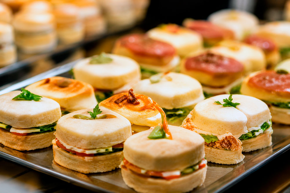 Sandwiches preparados para servicio de catering